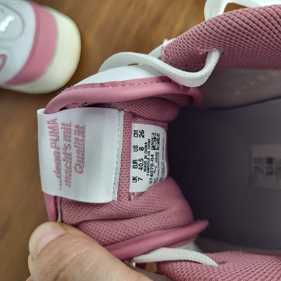 Puma White and Pink Retro Sneakers with Breathable Design Womens SIZE 8 - Picture 6 of 12